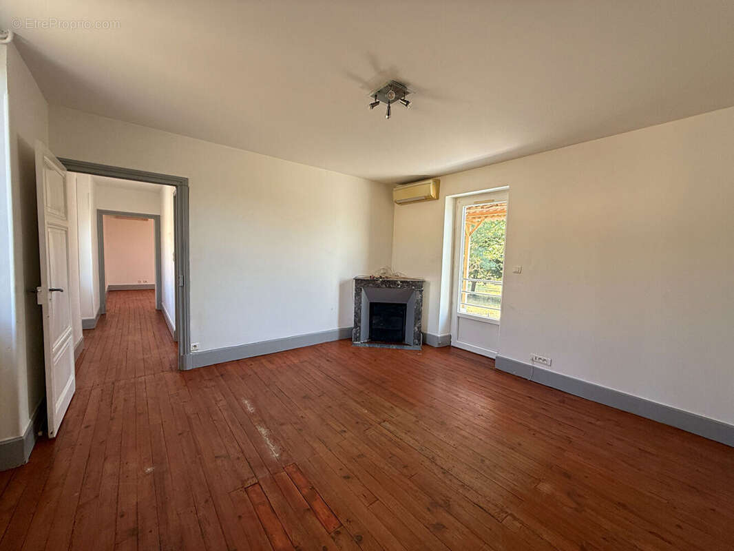 Maison avec grand parc - photo 7