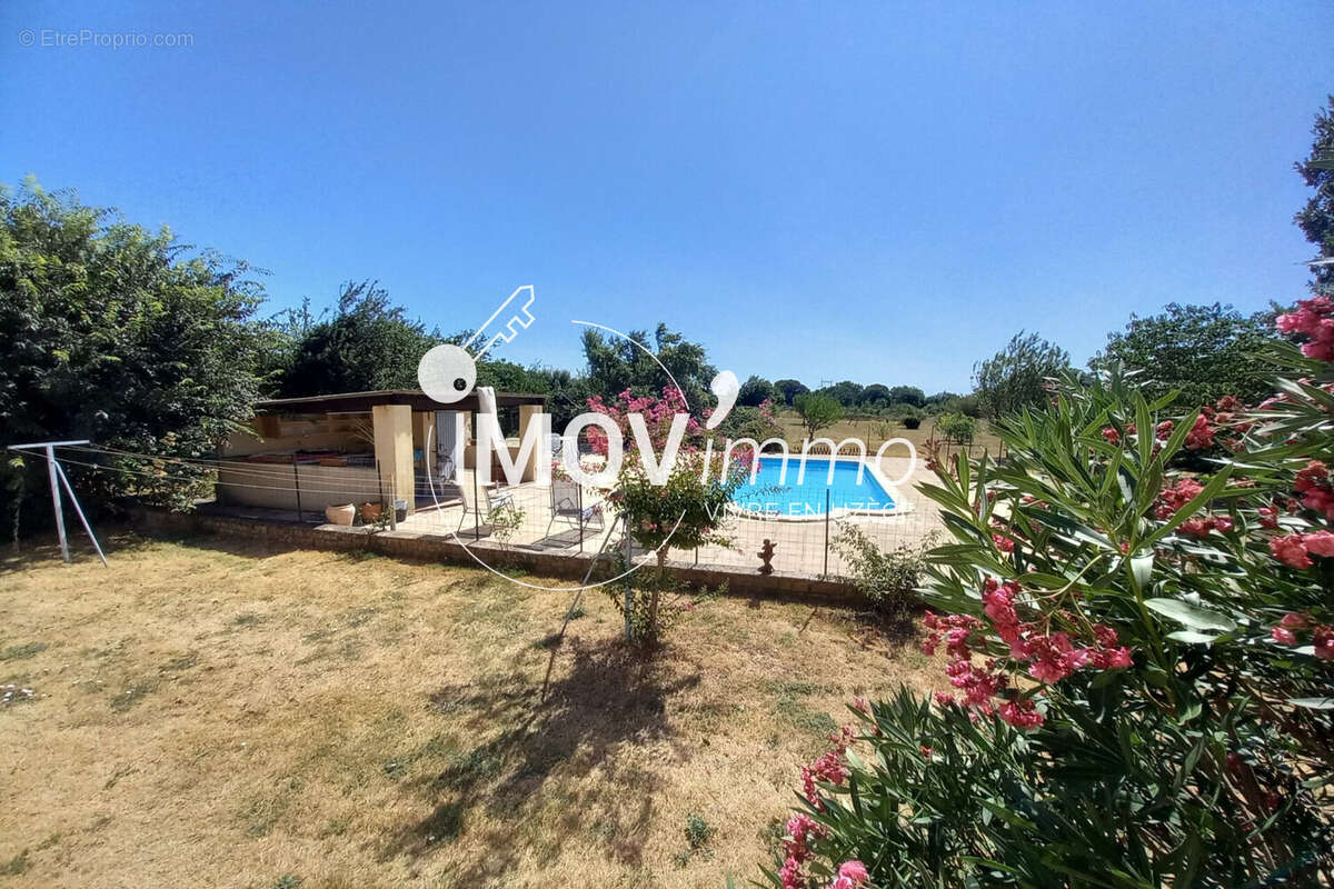 Maison 110 m² à Uzes  - photo 3