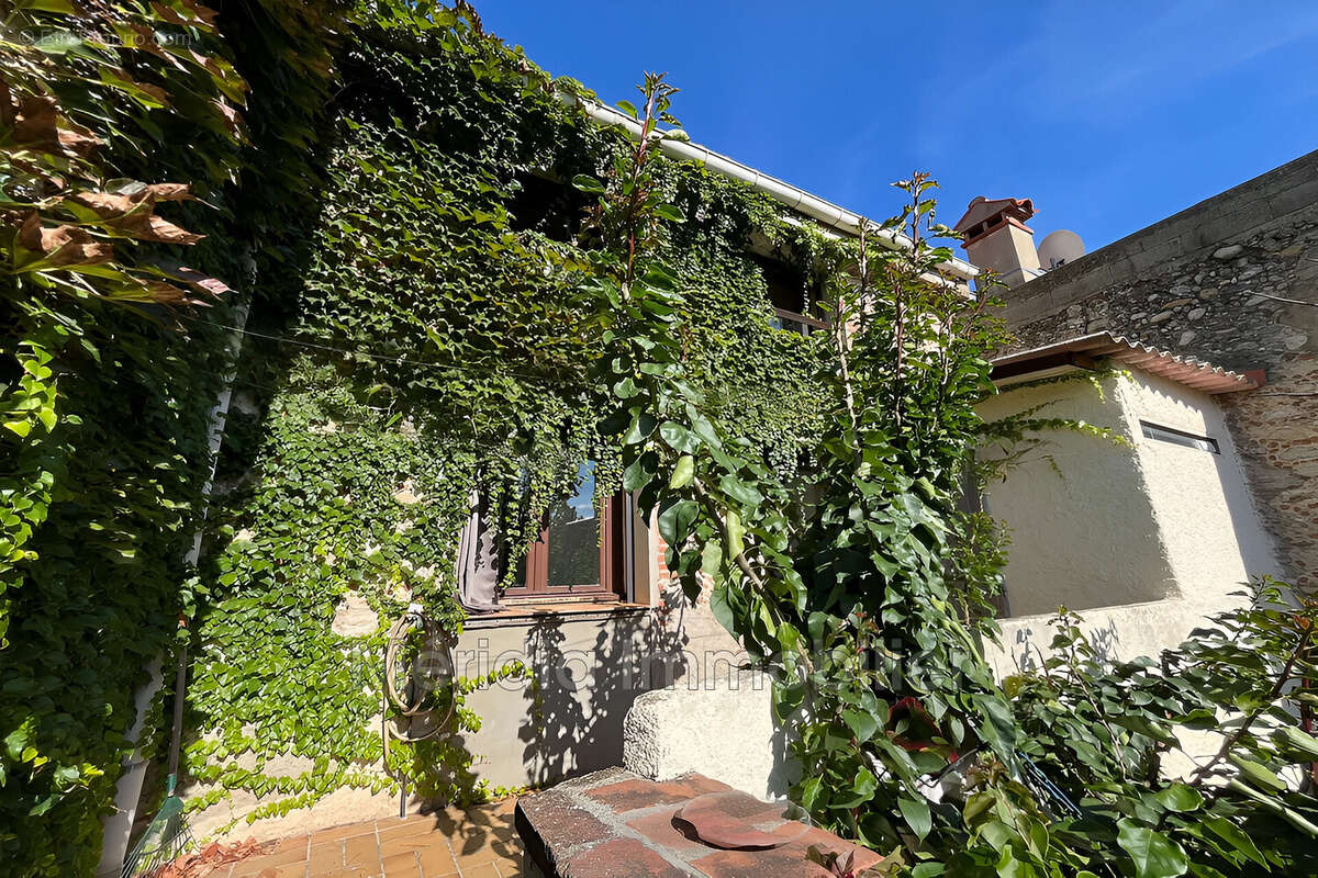 Maison à MILLAS