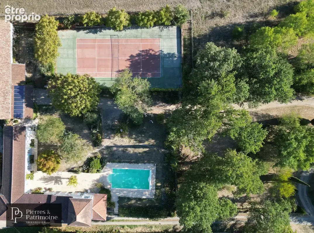 Propriété de caractère sur les hauteurs de nérac   310 m2   8 chambres   parc de 5 000 m2   piscine   tennis - photo 3
