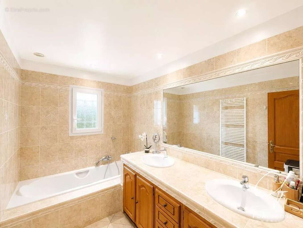 Villa avec piscine secteur Puget-Sur-Argens - photo 14