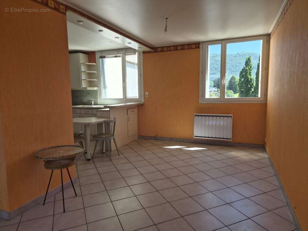 Appartement à LA RAVOIRE
