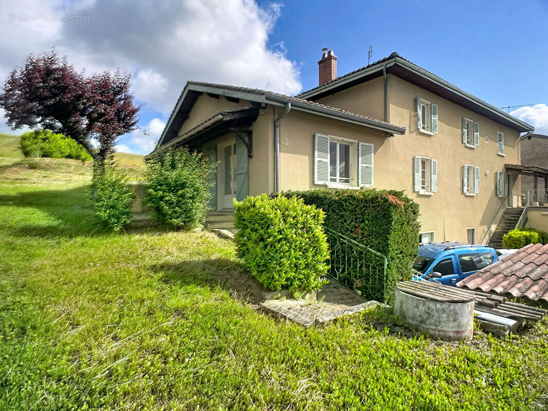 Maison à LANTIGNIE