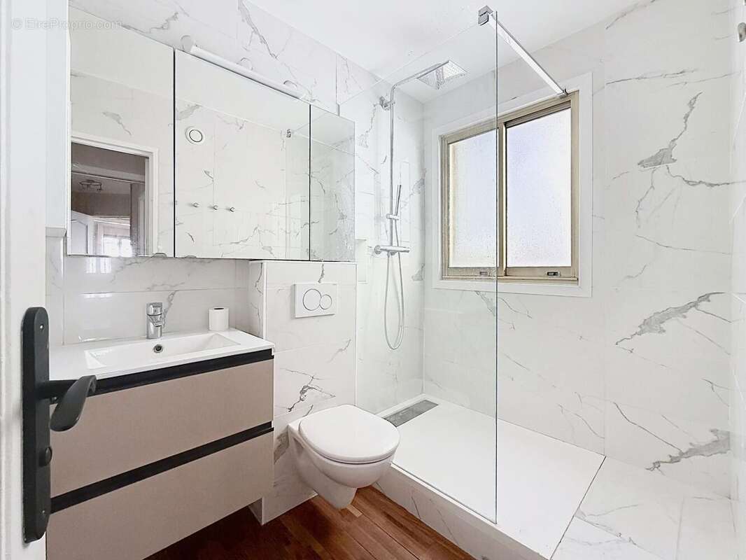 Photo 8 - Appartement à PARIS-14E