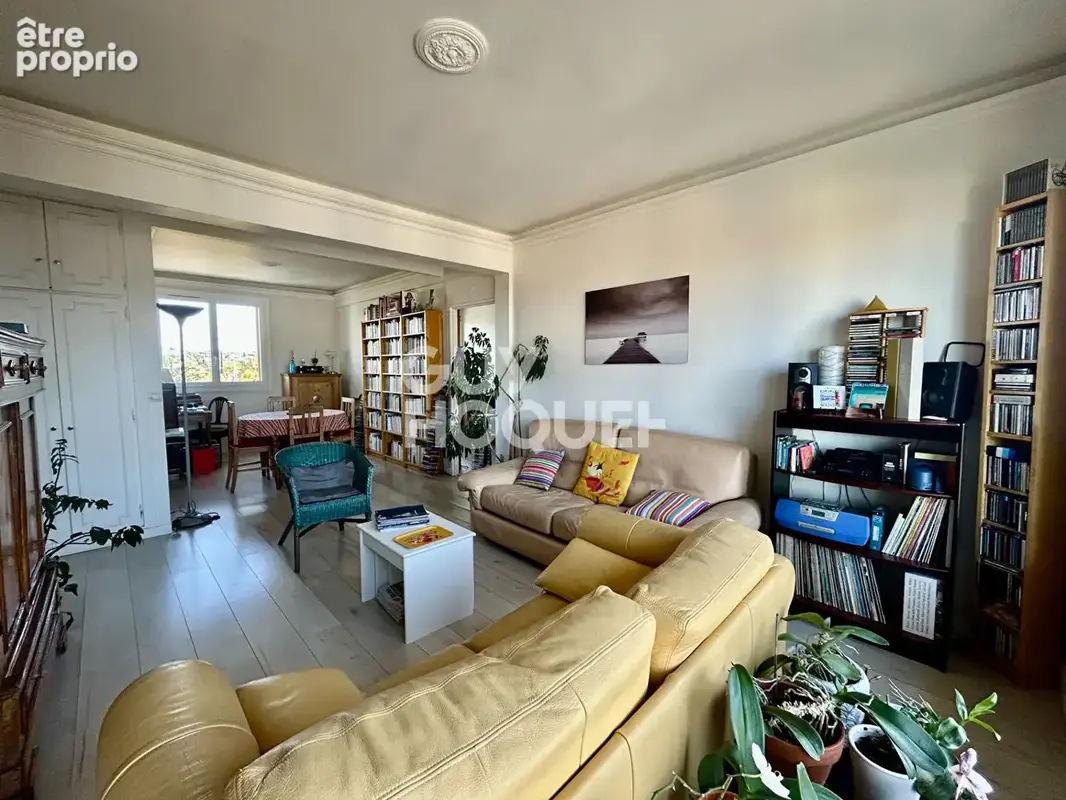 Appartement à LE PERREUX-SUR-MARNE