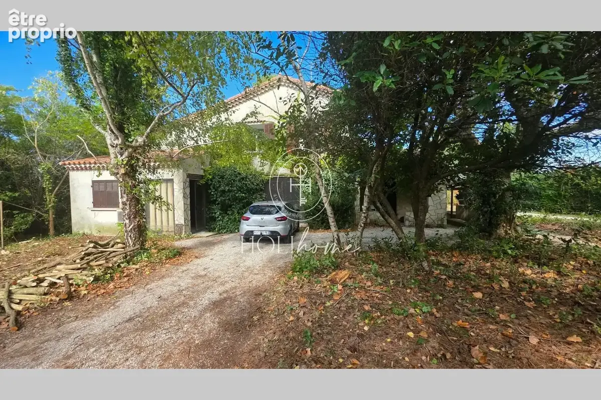 Photo Maison à Trets au prix de 499 000€