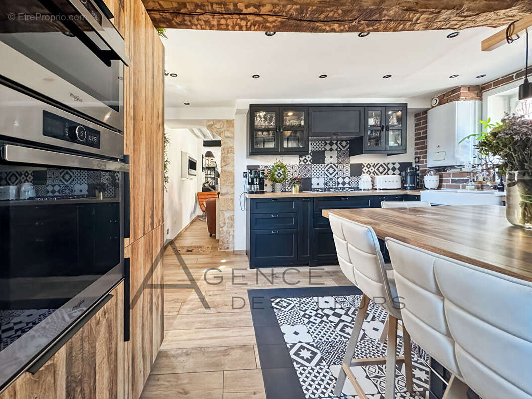 Maison à TOURVILLE-LA-RIVIERE