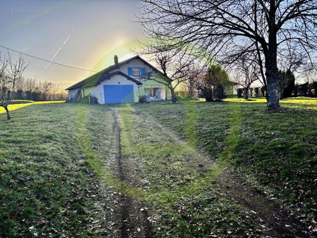 Maison 111 m² à Pionnat  - photo 4