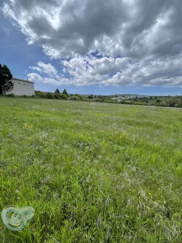 Terrain à SAINT-CHRISTOL