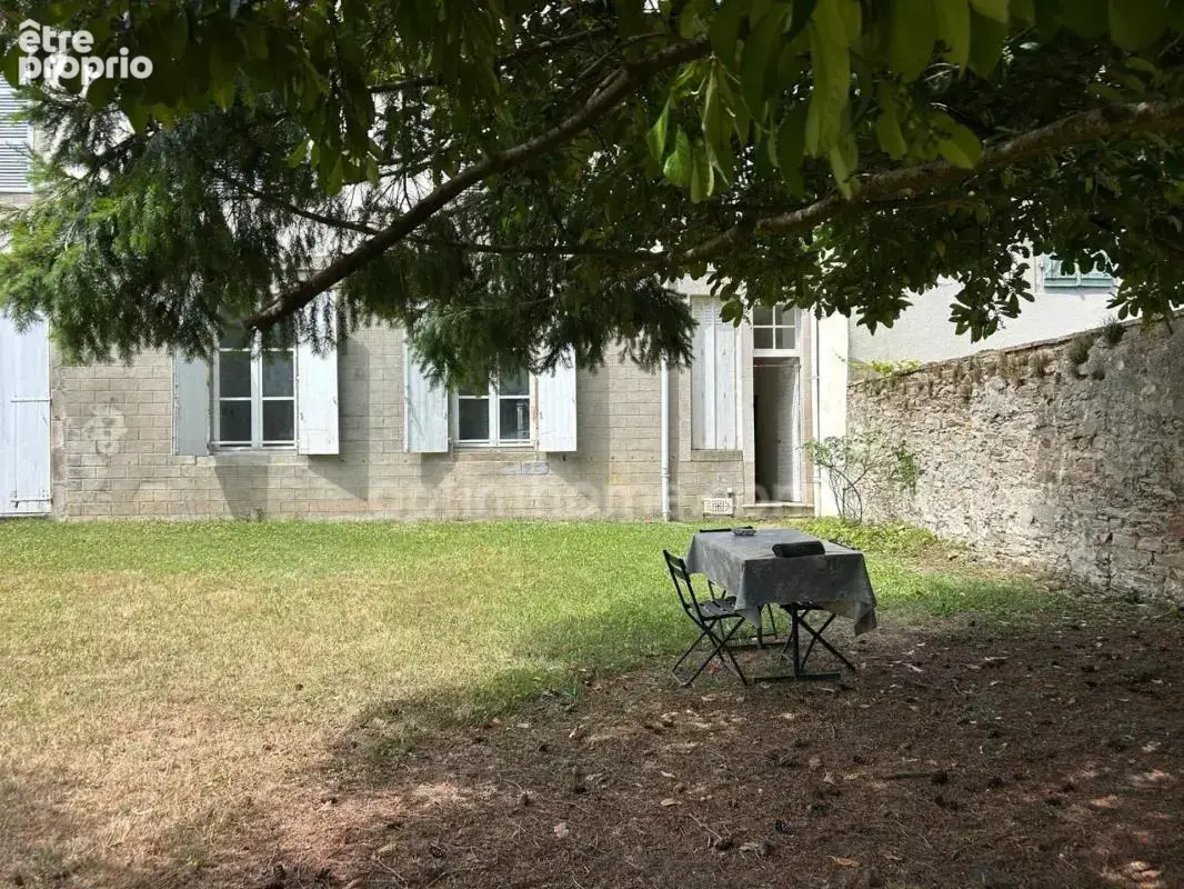 Appartement à vendre 5 pièces SAINT YRIEIX LA PERCHE (87) centre ville en rez de chaussée - photo 2