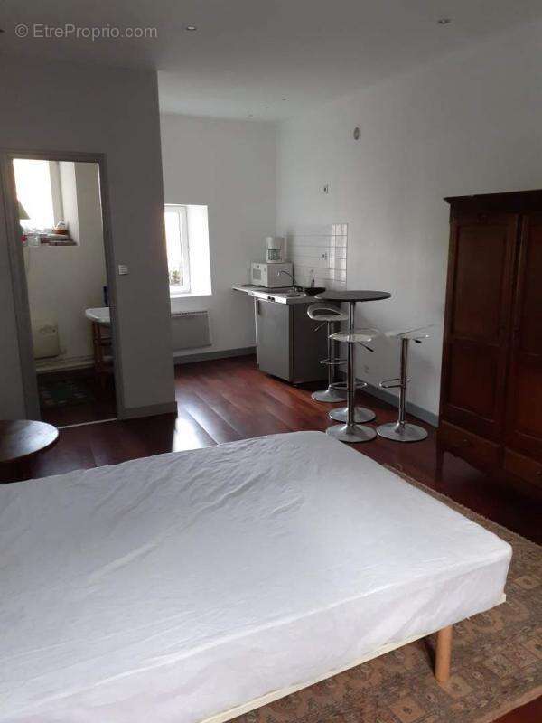 Appartement à FOUGERES