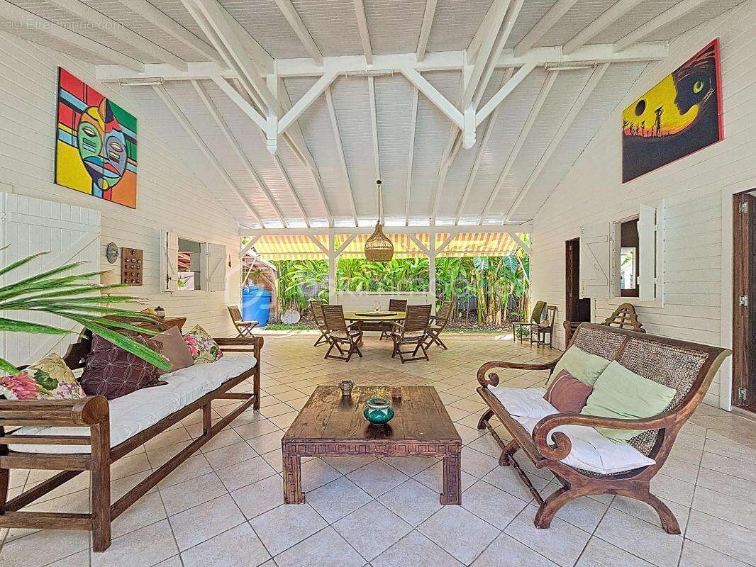 Maison à SAINT-FRANCOIS