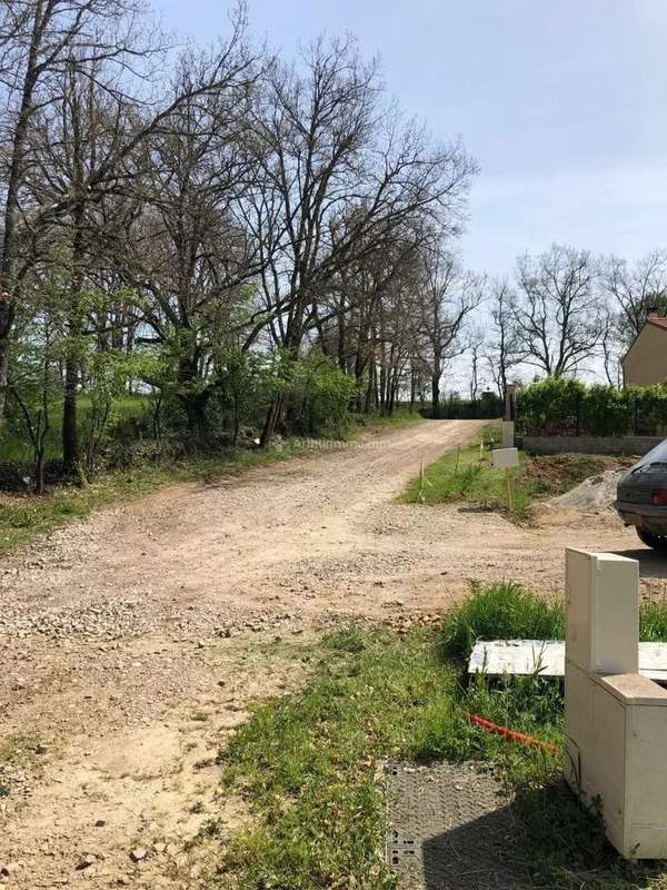 Terrain à CORDES-SUR-CIEL