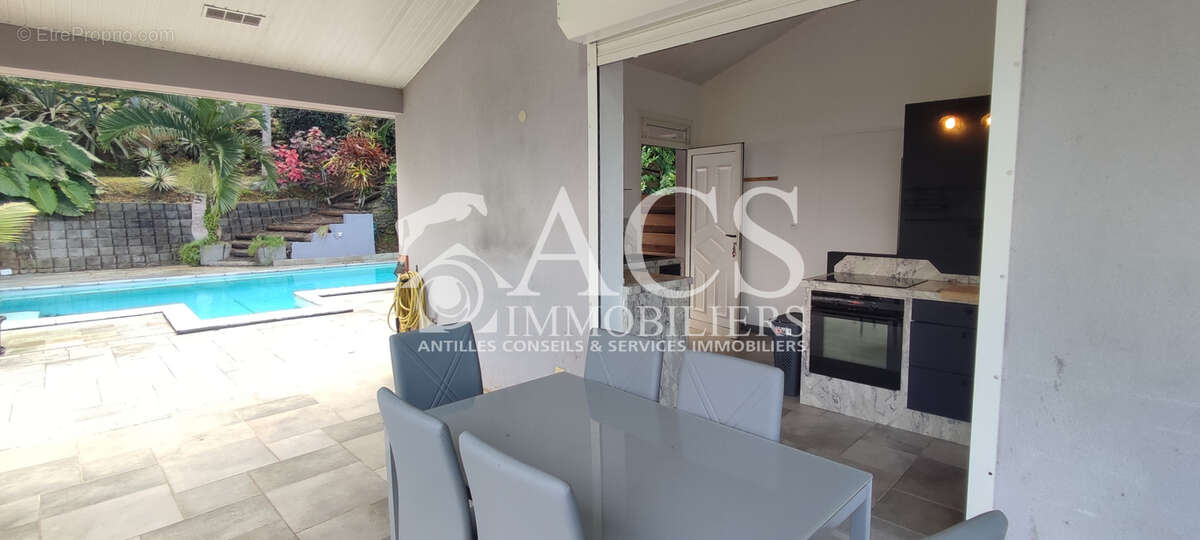 Appartement à LES ANSES-D'ARLET