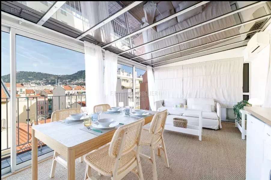 Appartement à NICE