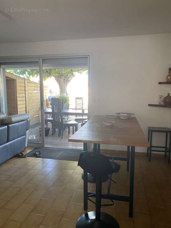 Maison traversante r+3 renovee - photo 2