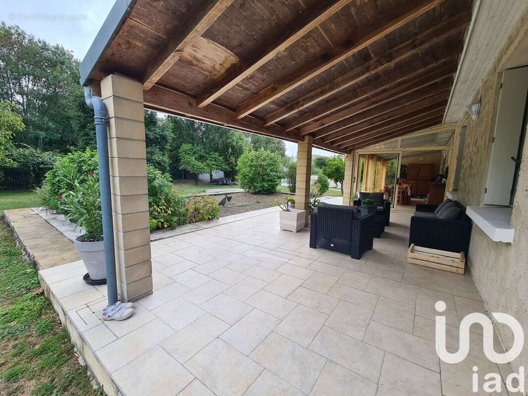 Maison 130 m² à Varaize  - photo 2