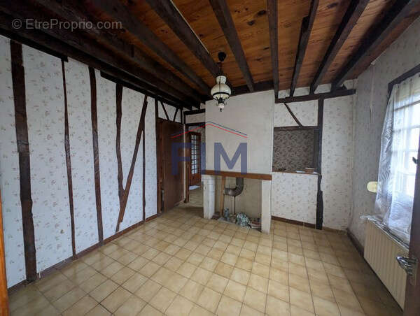 Maison à POIX-DE-PICARDIE