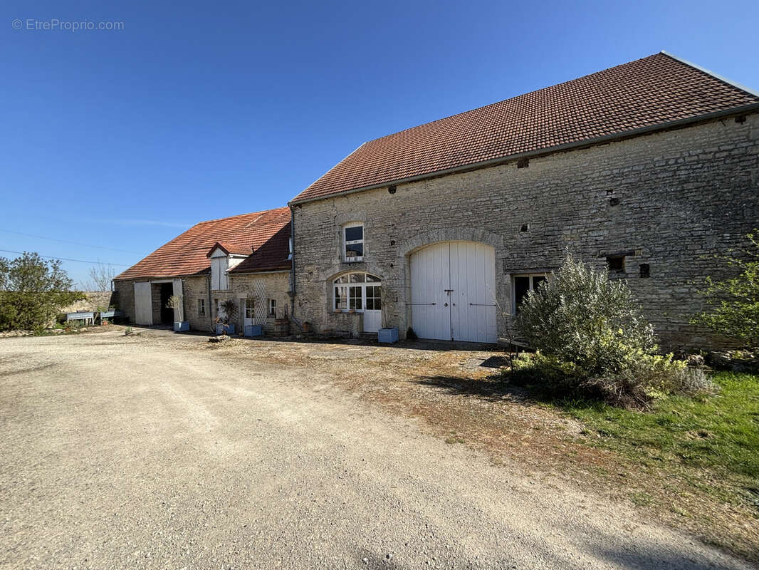 Maison à BISSEY-LA-COTE