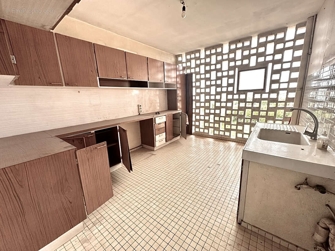 Appartement à LES ABYMES