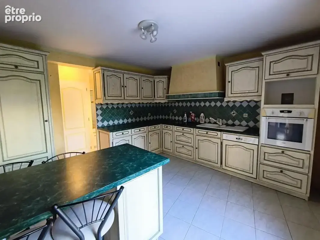 Maison 140 m² à vendre à Saint-Georges-De-Rouelley (50720) - photo 3