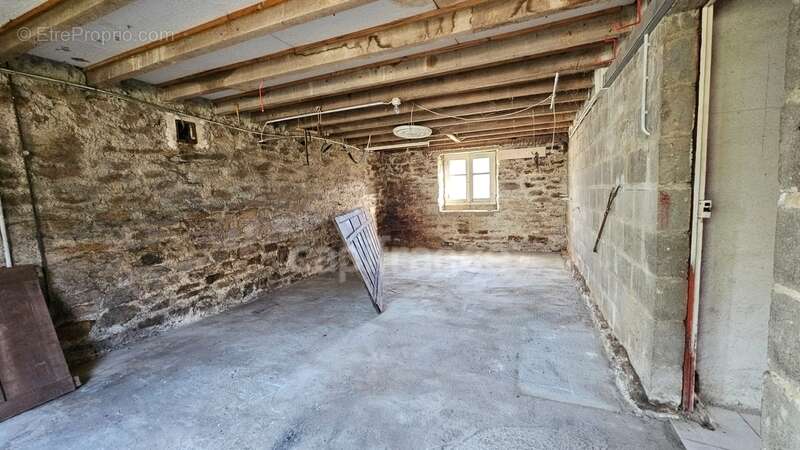 Maison familiale à vendre à Trégunc 103 m² Sous-sol complet Grand terrain Proche plages et commodités - photo 21