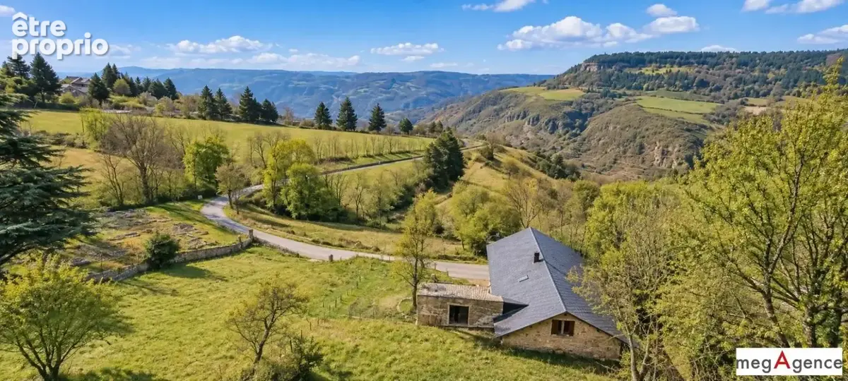 Maison en pierre + grange + 3 200 m² terrain – Cévennes - photo 2