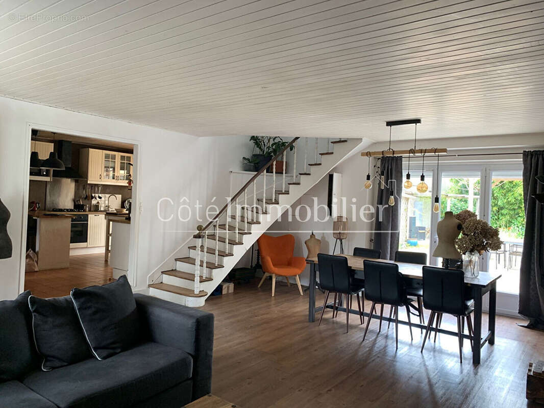 Maison à SAINTE-PAZANNE