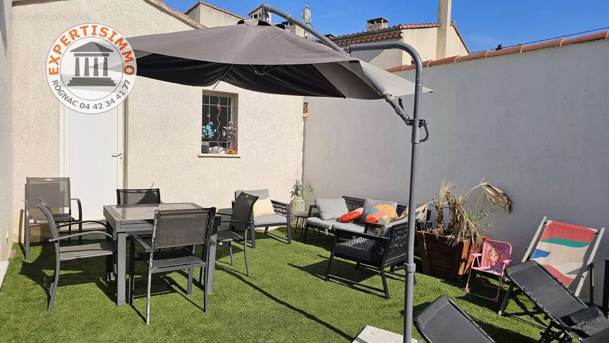 Maison à ROGNAC