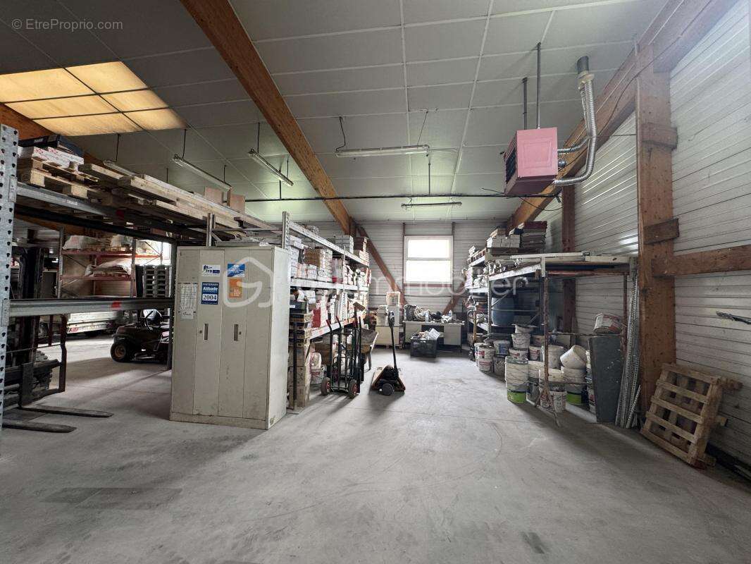 Commerce à SAINT-M'HERVE