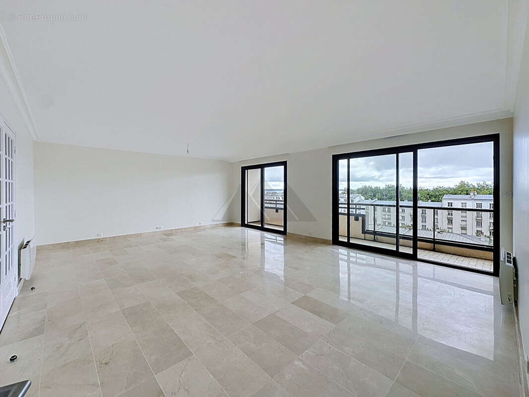 Appartement t5 a vendre centre ville brest siam ascenseur garage vue mer - photo 4