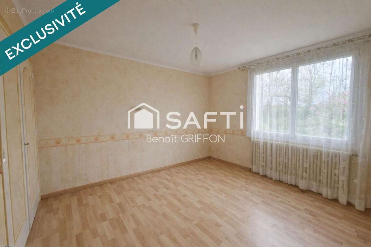Maison 98 m² à Les Landes-Genusson  - photo 7