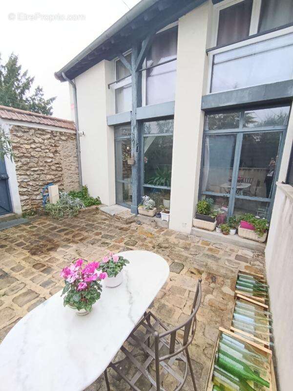 Maison à DAMMARIE-LES-LYS