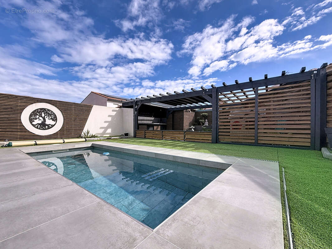 Maison à LATOUR-BAS-ELNE