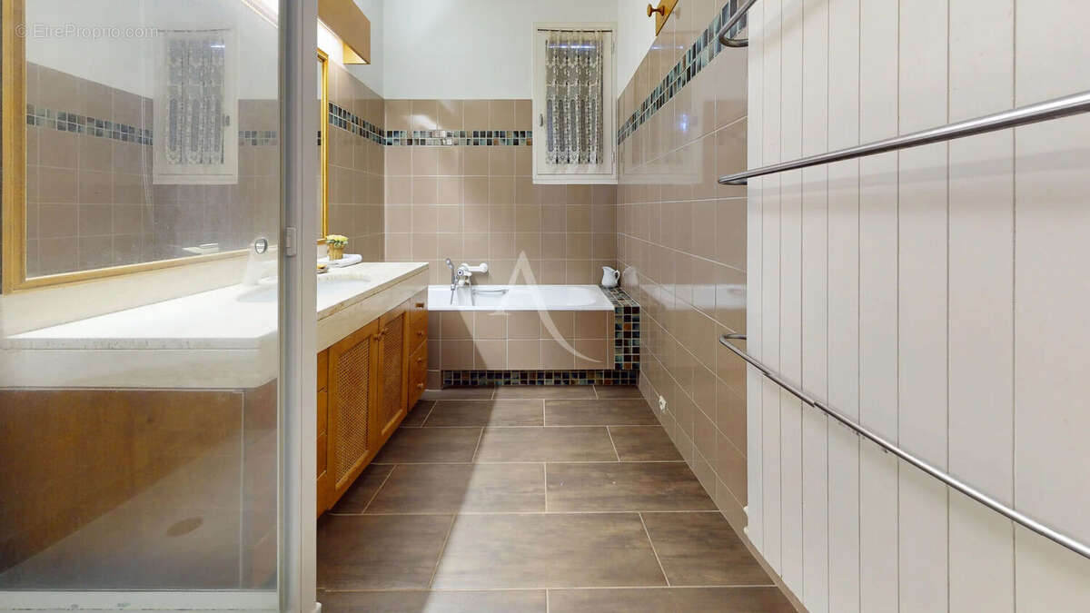 Maison à CONFLANS-SAINTE-HONORINE