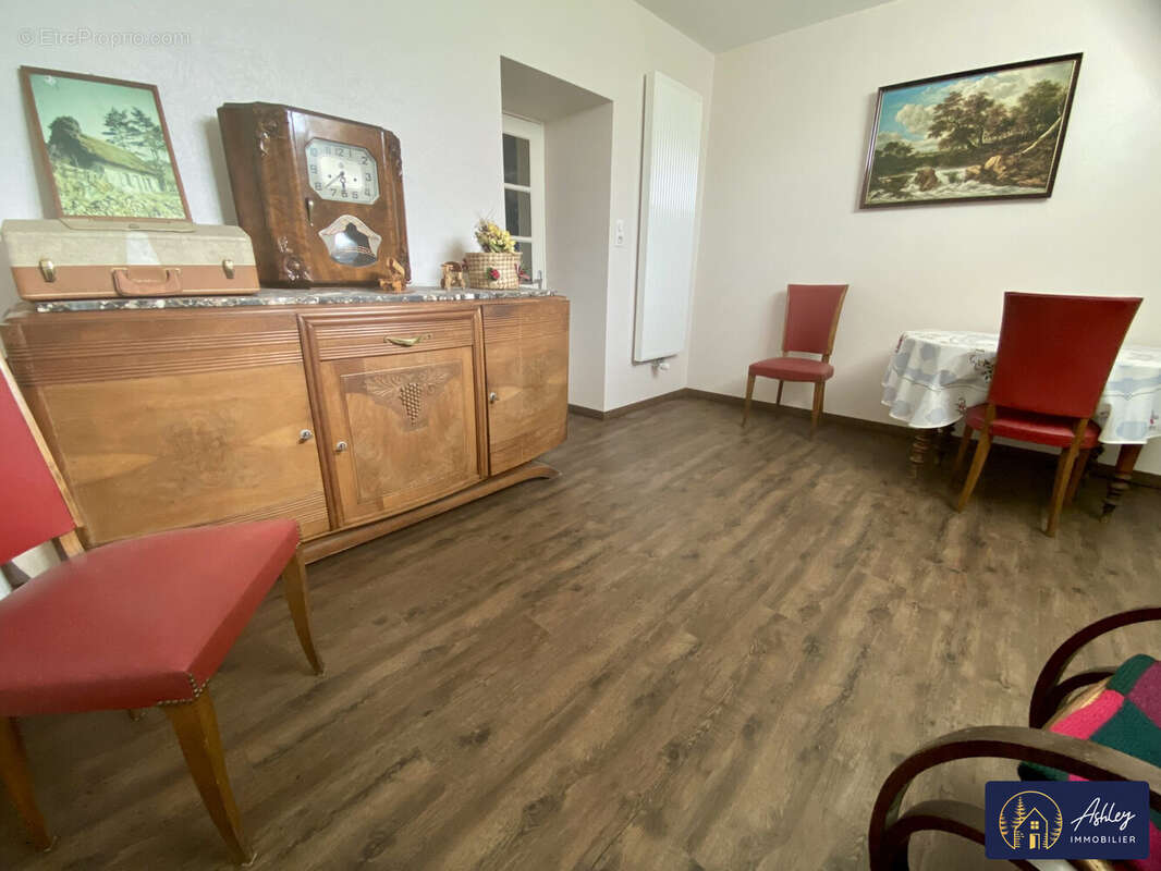 Maison 6 pièces BASSIGNAC - Maison à BASSIGNAC