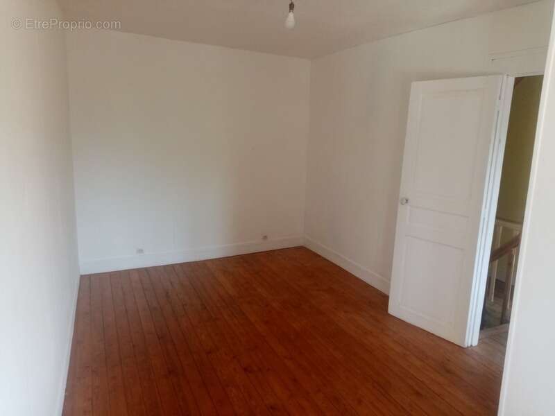 Maison à CANY-BARVILLE