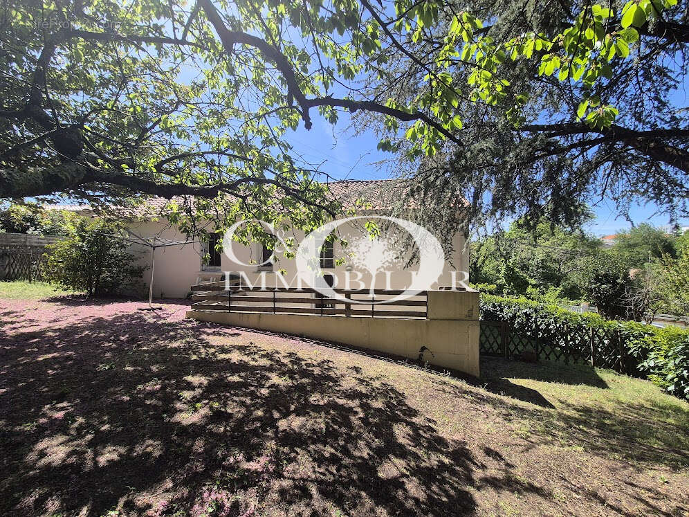 Maison à LE LOROUX-BOTTEREAU