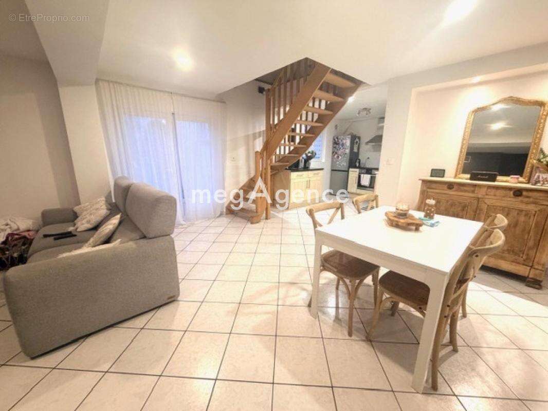 Maison à SAINT-JUST-EN-CHAUSSEE