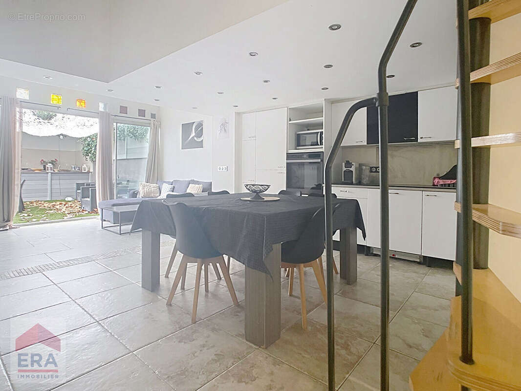 Appartement à MARSEILLE-14E