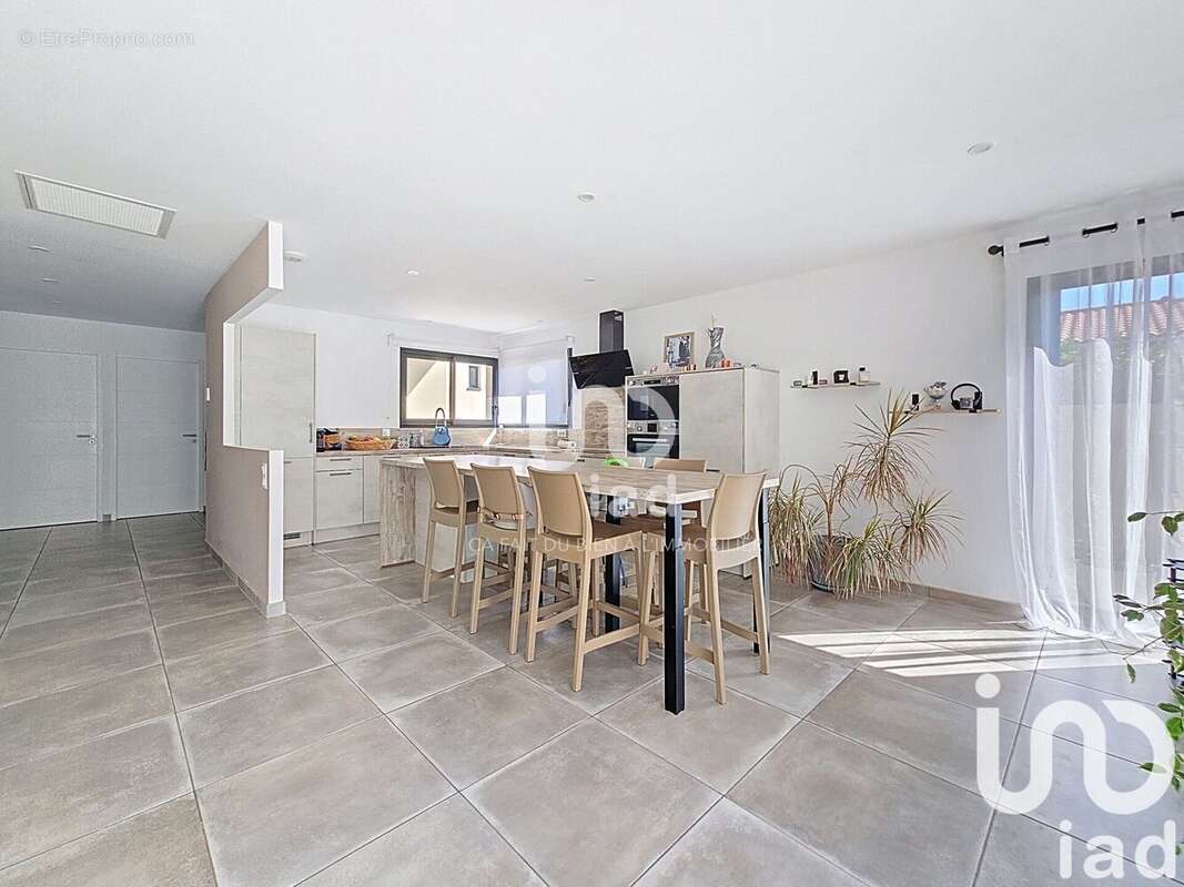 Photo 8 - Maison à LAROQUE-DES-ALBERES