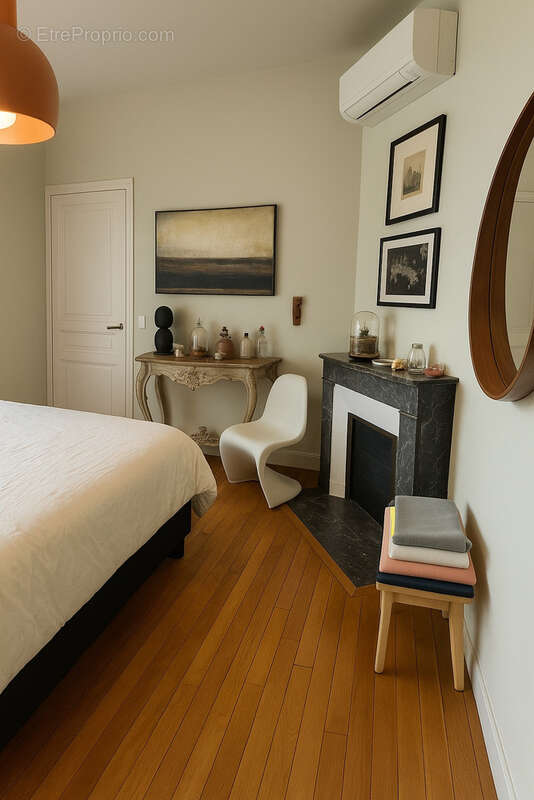 Maison à SAINT-CYR-SUR-LOIRE