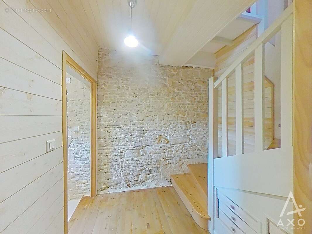Maison à THAON