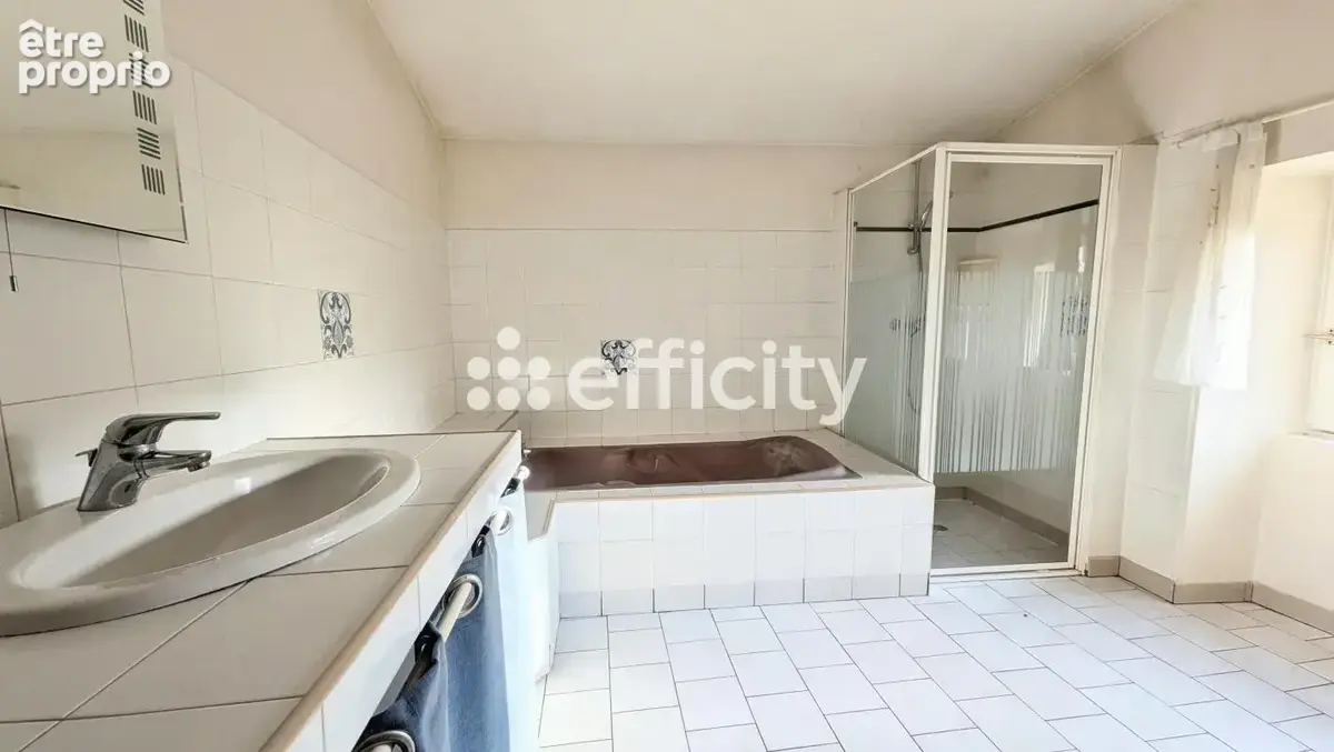 Maison 5 pièces 156 m² à vendre à Cluny (71250) - photo 12