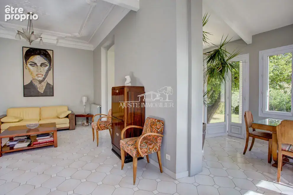 Maison Bourgeoise Marseillaise de 186 m2 , jardin, piscine - photo 5