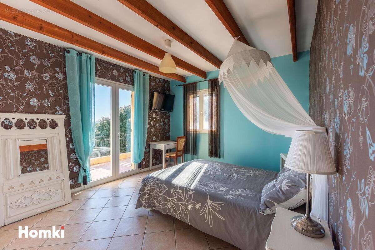 Maison à MONTFORT-SUR-ARGENS