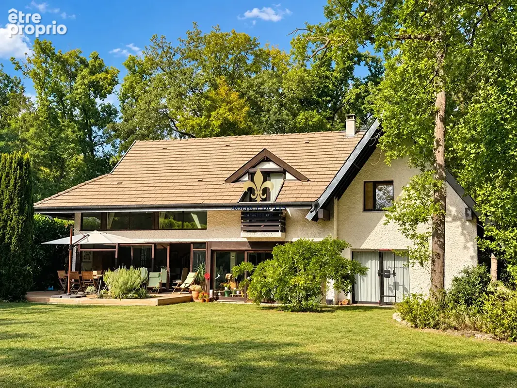Photo Maison à Lamorlaye au prix de 1 040 000€