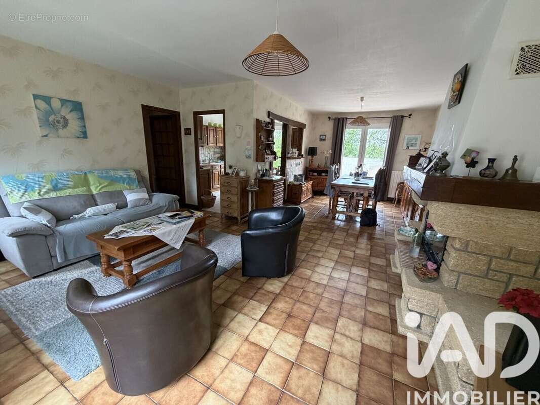 Photo 3 - Maison à LA JARRIE