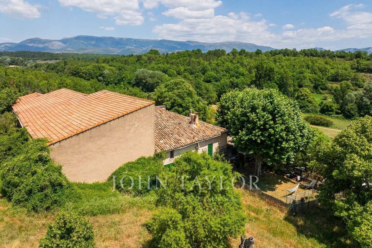 Domaine agricole à vendre à Roumoules,  Bastide Historique, Dépendances, Terres Agricoles et Ressources Naturelles - photo 7