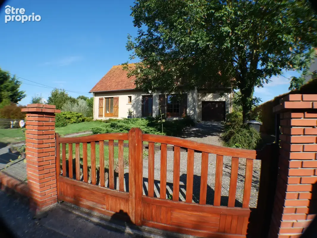 Charmante maison 6 pièces à Favières. - photo 26
